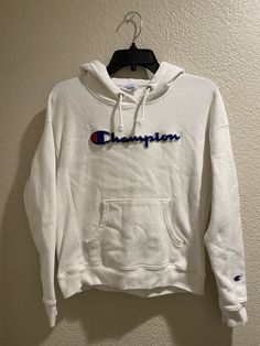 Champion Reverse Weave Hoodie White Sweatshirt Sweater Women Size S EUC. Pink Champion Hoodie, White Champion Hoodie, White Hoodie Men, Quarter Zip Hoodie, Champion Reverse Weave, Champion Sweatshirt, Champion Hoodie, White Hoodie, White Sweatshirt