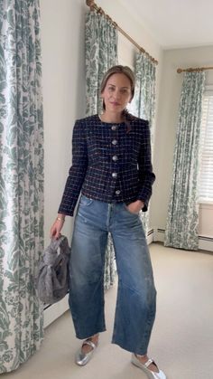 How im styling my @citizensofhumanity horseshoe jeans this year. #barreljeans #ootd #tweedjacket #veronicabeard Horseshoe Jeans, Horseshoe Jeans Outfit, Barrel Jeans Outfit, Career Woman, New Me, Veronica Beard, Tweed Jacket, Jean Outfits, Jeans Style