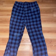 Mens Pajama Pants Never Worn Casual Relaxed Fit Pants For Bedtime, Casual Relaxed Fit Bedtime Pants, Comfortable Blue Pants For Pajama Party, Comfortable Blue Bottoms For Pajama Party, Casual Blue Sleepwear Pants, Comfortable Blue Sleep Bottoms, Comfortable Blue Sleep Pants, Blue Relaxed Fit Sleep Pants, Blue Relaxed Fit Pants For Sleep