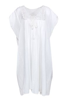 Be vacation-ready with this fabulous mini caftan by Suzie Kondi! White gauze and a crotchet neckline signal beach vibes, but the dress can also be worn on a lazy Sunday in the sun. Pair with slides, flat sandals, or wear barefoot for the ultimate warm weather piece. Size S 100% Cotton Tent silhouette V-neckline Crotchet neckline w/ front tie Bust 58" Waist 58" Shoulder to hem 42" Spring Beachwear Dress With Crochet Trim, Lace Trim Beach Cover-up Dress, Flowy Boho Dress With Lace Trim For Beach, Bohemian Flowy Beach Dress For Daywear, Summer Festival Crochet Dress With Lace Trim, Summer Beach Dress With Lace Trim For Vacation, Beachwear Dress With Lace Trim For Beach Cover-up, Bohemian Dresses For Vacation Loungewear, Bohemian Loungewear Dresses For Vacation