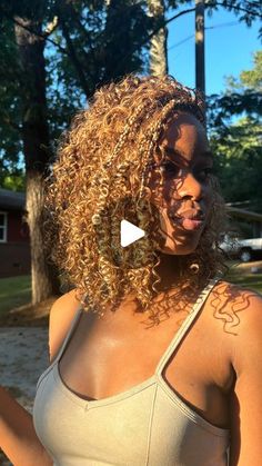 How To Style Short Boho Knotless Braids, Bob Boho Box Braids, Boho Knotless Bob With Color, Blonde Boho Bob Braids, Blonde Boho Knotless Braids Bob, Boho Knotless Braids Bob With Color, Bohemian Bob Knotless Braids, Bob Length Boho Knotless Braids, Boho Locs Bob