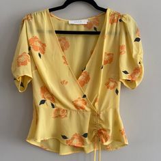 Sheet Yellow Top From Astr With Floral Print. Zips At Side For A Fitted Feel And Snap Inclosure At Bust. Brand New - Never Worn - Without Tags. Flower Blouse, Yellow Top, Orange Flower, Orange Flowers, Floral Blouse, Yellow Orange, Orange Yellow, Color Orange, Floral Print