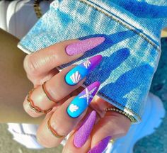 There are many 'Nail&Beauty' salons in Ibiza. Read all about our experiences | trendynails | summernailsinspiration | trendynails | pastelnails | trendingsummernails | classysummernails | nagelszomer | summernails0necolor | funsummernailsbright | acrylicnailswithbfinitials | grungey2knails | longnaildesignspink | acrylicnails | summernails2022colortrends | summernails2022trends | summernails2022short | festivalnailssummer | acrylicnails | nudenials | beachnails |summernails2022pink | ibizablue November Nail Designs, Purple Ombre Nails, Blue Ombre Nails, Tropical Nails, Colorful Nails, Summery Nails, Blue Nail, Cat Kuku, Beautiful Nail Designs