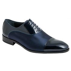 Zapatos de boda con cordones para hombre, color azul con raso al tono, fabricados de forma artesanal en España con piel charol y raso, con el forro y la planta de piel, suela de cuero, zapato de calidad y elegante .    Ideal para combinar con el traje de novio, pero también para padrinos o invitados.    Zapatos de novio cómodos para disfrutar de la fiesta durante todo el día.    Disponemos de cinturón a juego, vendido por separado consultar disponibilidad Portugal, Etsy Accessories, Bathing Beauties, Accessory Gift, Ships, Electronic Accessories, Purses And Bags, France, Music Clothes