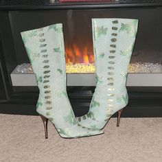 Nib Bronx Snakeskin Boot In Mint Green, Seafoam Green, And Gold. The Boots Come Up To My Knees And They Zip Up On The Inside Of The Leg. The Heel Is 4in And Is A Bronze Color. Everything Some1 Likes These Boots, I Want Too Keep Them. I Tried Them On Again, And They Are Hot Like Green Boots With Reinforced Heel And Fitted Design, Green Fitted Boots With Reinforced Heel, Fitted Green Boots With Reinforced Heel, Fitted Green Boots With Almond Toe, Fitted Green Almond Toe Boots, Light Green Boots, Bronx Shoes, Snakeskin Boots, Green Boots