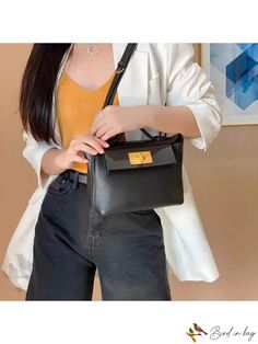 Bird in Bag - Fashion Handbag for Daily Use, School, Work, Travel, and Vacation - Can be Used as a Shoulder Bag or Cross Mini Top, Bags Black, Mini Handbags, Mini Crossbody Bag, Mini Crossbody, Work Travel, Mini Fashion, Square Bag, School Work