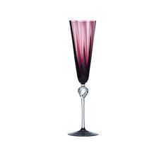 Kim Seybert Luxury Daphne Flute in Amethyst Kim Seybert, Amethyst Set, Colored Glassware, Candle Holder Decor, The Czech Republic, Flute Glass, Glassware Collection, Amethyst Color, Decor Figurines