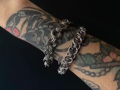 Hand made bracelets made from 100% stainless steel rings and clasp closure. You can choose between two models. The price is for one bracelet. Steel rings measures 10mm and the bracelet can be made at any length. Thank you so much for checking out my shop! Please feel free to send a message if you have any questions 🖤 Jump Ring Bracelet Patterns, Stainless Steel Chainmail Bracelet As Gift, Ring Patterns, Chainmail Bracelet, Chainmail Jewelry, Chainmaille Bracelet, Chain Mail, Stainless Steel Rings, Steel Ring