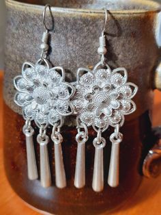 These earrings are very intricate in design and lightweight. It will add hippie style to your look.  Beautiful earrings for all occasions.  With Love and InnerPiece ❤ Ethno Style, Dream Catcher Earrings, Earrings Dangling, Boho Style Earrings, Hippy Gifts, Earrings Flower, Dangling Earrings, Ethnic Style, Style Earrings