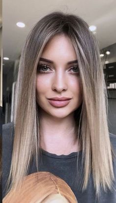 Of course you have to choose a new hairstyle in the New Year, come to LaaVoo Hair to choose your favorite hair extension. Kadeřnické Trendy, Ombre Hair Blonde, Gorgeous Hair Color, Fall Hair Color For Brunettes, Balayage Blonde, Vlasové Trendy, Brown Hair Balayage, Haircut Styles, New Hairstyle