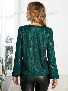 Color:Apricot \nStyle:Casual \nSleeve Type:Bishop Sleeve \nDetails:Contrast Sequin \nNeckline:V neck \nType:Top \nPattern Type:Plain \nSleeve Length:Long Sleeve \nLength:Regular \nFit Type:Regular Fit \nFabric:Non-Stretch \nMaterial:Woven Fabric \nComposition:100% Polyester \nCare Instructions:Hand wash,do not dry clean \nSheer:No \nLining:100% Polyester \n Sparkly Top Outfit, Sequin Blouse, Green Sequins, Stretch Top, Fashion Attire, Women Blouses, Plus Size Kleidung, Lantern Sleeve, Solid Tops