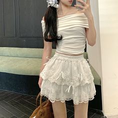 Deeptown Coquette White Lace Short Skirt Ruffle Women Sweet Bow Kawaii Mini Skirts Patchwork Layered Short Ruffle Skirt Outfit, Goblincore Dress, Ruffle Skirt Outfit, Coquette White, Short Ruffle Skirt, Drawing Outfits, Fairycore Dresses, Dresses Cottagecore, Fairycore Clothes