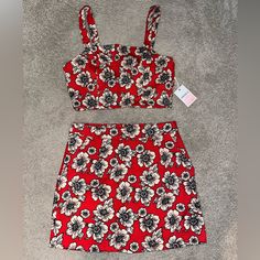 Gorgeous Red Floral Matching Set From Forever 21 - Brand New With Tags! Super Cute Skirt And Top Matching Co-Ord Set, Skirt Has Pockets And Straps On Top Are Adjustable! Red Fitted Skirt For Summer, Fitted Red Skirt For Summer, Chic Red Floral Print Mini Skirt, Chic Red Mini Skirt With Floral Print, Casual Red Skirt By Forever 21, Casual Red Skirt From Forever 21, Red Floral Print Mini Skirt, Forever 21 Red Mini Skirt For Spring, Red Forever 21 Mini Skirt For Spring