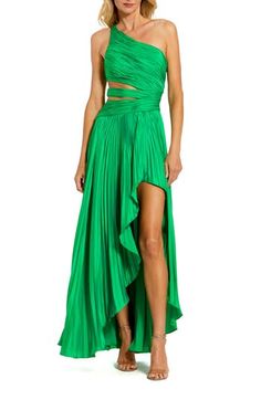 Look like you just stepped off the red carpet in this pleated gown fashioned with one-shoulder styling and cutouts. 61" length Hidden back-zip closure One-shoulder neck Sleeveless Lined 100% polyester Spot clean Imported Asian Owned/Founded Evening Gowns Online, Neutral Dresses, Engagement Party Dresses, Spring Wedding Guest Dress, Pleated Gown, Long Formal Dress, One Shoulder Gown, Mac Duggal, Multicolor Dress