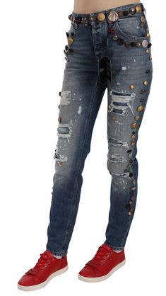 Dolce & Gabbana Gorgeous brand new with tags, 100% Authentic Dolce & Gabbana crystal embellished jeans. Material: 100% Cotton Color: Denim Fly: Button closure Two back and two side pockets Logo details Made in Italy High Heel Stiefel, Denim Pants Women, Embellished Denim, Embellished Jeans, Dolce E Gabbana, Guess Jeans, Dolce & Gabbana, Pocket Detail, Denim Pants