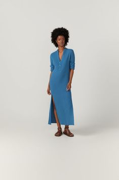 the bird & knoll frieda shirtdress is a resort favourite. cut from our signature soft lightweight tumbled cotton, classic and flattering in design - it can be worn with or without the belt for two very different looks. slip yours over a swimsuit or dress it up for evening with gold jewels and heels.- 100% cotton sh Mandarin Collar Dress, Cotton Shirt Dress, Black Hot Pink, Side Splits, Shell Buttons, Shirtdress, Mandarin Collar, Cuff Sleeves, In Design