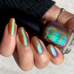 Pure Makeup, Makeup Nails Art, Bee's Knees, Green To Blue, Indie Nail Polish, Elegant Nails, Classy Nails