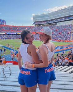 UNIVERSITY OF FLORIDA CUTE GAMEDAY APPAREL Florida Gameday Outfit, Uf Panhellenic Recruitment Outfits, Gator Gameday Outfit, University Of Florida Gameday Outfit, Uf Tailgate Outfit, Florida Gators Gameday Outfits