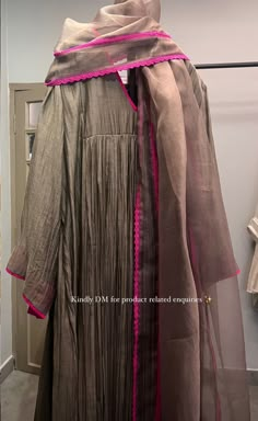 Sabyasachi Salwar Suits, Grey Colour Combination Outfits, Chanderi Suits Design, Sabyasachi Dresses, Stylish Kurtis Design, Colour Combinations Fashion