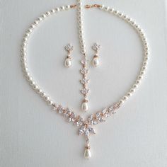 Rose Gold Pearl Necklace and Earrings Wedding Jewelry Set Pearl Wedding Jewelry Sets, Bridal Jewelry Pearl Sets, Rose Gold Bridal Jewelry, Pearl Necklace And Earrings, Crystal Bridal Jewelry Sets, Backdrop Necklace, Pearl Earring Set, Bridal Pearl Necklace, Pearl Necklace Designs