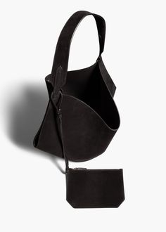 A scarf-inspired tote designed to be especially lightweight, with rounded base for stability. Includes removable leather pouch and dust bag. Leather Outerwear, Colorful Bags, Classic Heels, Clothing Wishlist, Denim Shoes, Belt Accessories, Medium Tote, Boot Pumps, Aesthetic Style