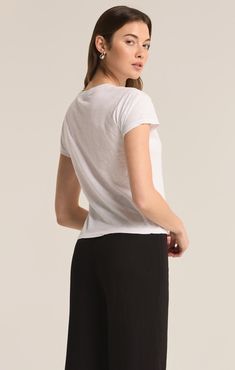 This Essential tee is a must-have in every closet! This casual yet versatile top is great for wearing year-round and looks so good with your fave pair of jeans for an effortlessly cool look. Lilac Gray, Lounge Bra, Lilac Grey, Cool Look, High Rise Style, Crewneck Design, Dark Indigo, Casual Wardrobe, Shirt White