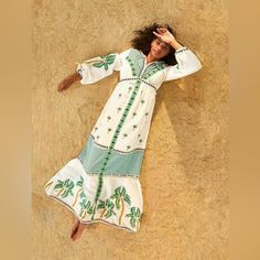 Size Medium, Embroidered Palm Tree Maxi Dress. Worn Once. White Embroidered Midi Dress For Vacation, White Floral Embroidered Dress For Vacation, White Floral Embroidery Dress For Vacation, Embroidered Long Sleeve Midi Dress For Vacation, White Bohemian Embroidered Midi Dress, White Embroidered Midi-length Dress For Beach, White Embroidered Bohemian Midi Dress, White Embroidered Midi Dress For Beach, Fitted White Embroidered Dress For Vacation