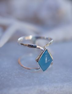 Blue Chalcedony ~ Double Band ~ Sterling Silver 925 ~ Handmade ~ Gemstone ~ Statement ~ Everyday ~ Hippie ~Bohemian~Hammered ~May Birthstone 》D E T A I L S《 ✦ M E T A L : Sterling Silver 925 ✦ S T O N E : Blue Chalcedony ✦ B I R T H S T O N E : March 》 O T H E R * S T O N E * O P T I O N S 《 _Aqua Chalcedony: https://www.etsy.com/listing/722118392/ _Copper Turquoise: https://www.etsy.com/listing/722134040 💎 Blue Chalcedony absorbs negative energy. It brings the mind, body, emotions and spirit i Adjustable Fusion Sterling Silver Jewelry, Adjustable Fusion Style Sterling Silver Jewelry, Bohemian Hand Forged Sterling Silver Jewelry, Bohemian Sterling Silver Birthstone Jewelry, Faceted Sterling Silver Gemstones, Adjustable Faceted Sterling Silver Gemstones, Bohemian Hammered Sterling Silver Jewelry, Artisan Sterling Silver Faceted Jewelry, Artisan Faceted Sterling Silver Jewelry