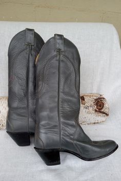 Justin gray ladies boots with 2 in. heel and tall shaft. Size 6 B. They are in good condition. They have a 13 3/4 in tall narrow leg, Please look at photographs. Gray Round Toe Formal Boots, Gray Round Toe Boots For Formal Occasions, Gray Formal Boots With Round Toe, Gray Formal Boots For Fall, Formal Gray Boots For Fall, Western Gray Leather Boots, Gray Western Boots For Fall, Ladies Western Boots, Ladies Boots