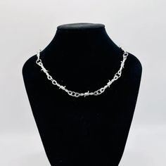 This chain necklace is smashing. Can be worn daily with any kind of outfit.

#barbwirenecklace #barbwiredesign #birthdaygift #anniversarygift #giftforeaster #moderategift Edgy Clavicle Chain Necklace For Gifts, Edgy Chain Choker As A Gift, Punk Chain Link Necklace, Punk Style Silver Chain Link Necklace, Grunge Metal Chain Necklace For Gift, Grunge Style Metal Chain Necklace For Gift, Wire Choker Necklace, Pins Fashion, Wire Choker