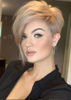 60 Cool Short Pixie Haircut And Hair Style Ideas For Woman -#cool #hair #haircut #ideas #pixie #short #style #woman Messy Pixie Haircut, Short Textured Hair, Longer Pixie Haircut, Long Pixie Hairstyles, Long Hair Tips, Haircut Types