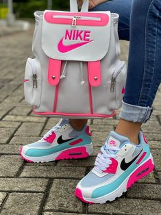 Nike Bag, Nike Shoes Women Fashion, Nike Fashion Shoes, Backpack Set, Nike Air Shoes, Cute Nike Shoes, Nike Sneakers Women, Cute Sneakers, Pink Nike