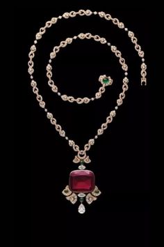 Red Diamond Necklace For Evening, Red Diamond Necklaces For Evening, Luxury Red Necklaces For Formal Occasions, Luxury Red Necklaces, Burmese Ruby, Antique Jewelry Necklace, Luxury Jewellery, Art Deco Necklace, Burmese