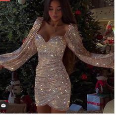 Gaun Koktail, Board Panda, Hoco Dresses Long, Glamouröse Outfits, Hoco Dresses Tight, Mini Homecoming Dresses, Hoco Dresses Short, Stunning Prom Dresses, Cute Prom Dresses