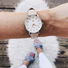 Chic Off White Color, Perfect For Work Or Casual Wear! Mvmt Watches, Engineered Quartz, Movement Watches, High End Watches, Invicta Watches, Seiko Watches, Women's Watches, Leather Watch Strap, Cluse Watch