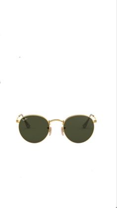 Accessories Png, Stockholm Fashion, Simple Trendy Outfits, Sunglasses & Glasses, Material Girls, Summer Accessories, Watch Necklace, Ray Ban Sunglasses, Summer Essentials