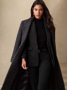 Siena Wool Blazer | Banana Republic Winter Trench Coat, Gray Winter, The Sheep, Work Wear Women, Blazer Black, Business Casual Outfits, Business Outfits, Black Blazers, Wool Blazer