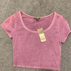 Nwt Purple Crop Top Size S Shirt Casual Purple Scoop Neck Top, Casual Purple Crop Top, Casual Summer Crop Top Shirt, Casual Crop Top Shirt For Summer, Fitted Clothes, Polka Dot Crop Top, Knitted Crop Tank Top, Grey Cropped Hoodie, Orange Crop Top