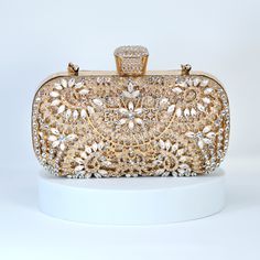 New to our Millennium collection, This beautiful romantic Silver Gold Crystal Floral Leaves bridal clutch bag is made of very fine quality of crystal,  rhinestones, fabric and metal and it comes with Chain 46 inches long os cross body bag Detachable chain for your Big day! The Clutch measure about 7.5 inches long, 4 inches wide and thickness of the bag is 1.8 inches  ► ABOUT YOUR ORDER * All items are neatly packaged in our beautiful jewelry boxes and elegant organza bags. * All items are 100% g Bridal Clutch Bag, Mystic River, Wedding Handbag, Clutch Bag Wedding, Bridal Purse, Rhinestone Clutch, Bridal Bag, Crystal Bags, Crystal Clutch