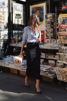 25 Ways To Wear A Striped Button-Down Shirt Skirt Diy, Pencil Skirt Outfits, Style Rules, Bohol, French Girls, Pencil Skirts, Parisian Chic