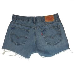 "LEVI'S 505 HIGH WAISTED Cut Off Blue Denim Shorts Size 28 ITEM DESCRIPTION: At Eagleages we are obsessed with high waisted vintage levis short. Absolutely nothing fits like a pair of Vintage Levis short. Why wear a boring old pair of shorts when you can wear one with a history ,and add a little of your own! APPROXIMATE MEASUREMENTS: Waist: 28\" Rise: 9\" Inseam: 2.5\" ITEM CONDITION: Excellent Pre Owned Condition. HISTORY OF LEVI STRAUSS & Co: Levi Strauss & Co. has been innovating sinc Vintage Levi Shorts, Country Cowgirl, Levi's 505, Cowgirl Western, Levis 505, Size 28 Jeans, Blue Denim Shorts, Levi Shorts, Levi Strauss & Co