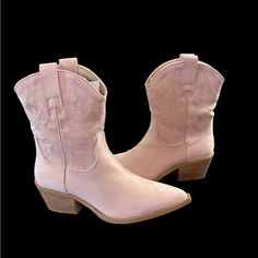 Step Out In Style With These Stunning Mi.Im Claire Ankle Boots. The Pink Suede Upper Material And Soft Suede Lining Is Beautifully Accented With Delicate Embroidery For A Unique And Fashionable Look. The Slip-On Style Features A Pointed Toe And Block Heel, Making Them Comfortable And Functional For Everyday Wear. These Boots Are Perfect For The Modern Woman Who Wants To Make A Statement With Her Shoes. The Ankle Height And Pull-On Closure Make Them Easy To Wear, While The Cowgirl Character Adds Spring Ankle-high Western Boots, Western Ankle-high Spring Boots, Spring Western Ankle-high Boots, Western Ankle-high Boots For Spring, Pink Ankle Boots For Summer, Summer Pink Ankle Boots, Casual Pink Mid-calf Boots For Spring, Pink Ankle-high Western Boots, Pink Western Ankle-high Boots