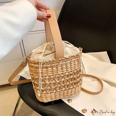 Bird in Bag - Days woven hollow bucket bag new fashion popular handbag retro simple crossbody bag Popular Handbag, Simple Crossbody Bag, Popular Handbags, Street Trends, Bird In Bag, Picnic Basket, Bucket Bag, New Fashion, Crossbody Bag