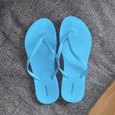 Old Navy Blue Flip Flops

- Size 7.5
- Blue color
- Very sturdy
- Gently worn
- Used but in good condition
#oldnavy
#thrift
#summer Blue Flip Flops, Women's Flip Flops, Old Navy Women, Flip Flops, Old Navy, Blue Color, Navy Blue, Size 7, Women Accessories