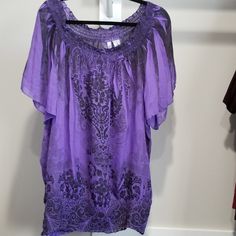 Nwt Black And Purple Sheer Top. Purple Flowy Beach Top, Flowy Purple Beach Top, Flowy Purple Tops, Purple Short Sleeve Beach Blouse, Purple Short Sleeve Blouse For Beach, Black And Purple, Tops Black, Sheer Top, Blouses