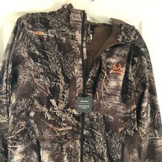 Realtree Men’s Scentblocker Jacket With Hood. Brand New With Tags Size M. $30 Hunt Coat, Mossy Oak Camo, Hunting Jackets, Camo Hoodie, Real Tree, Realtree Camo, Hunting Clothes, Camo Jacket, Under Armour Women