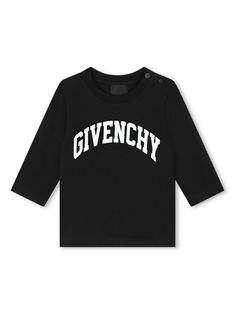 black/white cotton jersey texture logo print to the front logo print to the rear crew neck press-stud fastening at the shoulder long sleeves straight hem Black Long Sleeve Sweatshirt With Logo Lettering, Black Long Sleeve Sweatshirt With Logo, Black Sweatshirt With Logo Lettering For Fall, Sporty Long Sleeve T-shirt With Logo Print, Long Sleeve T-shirt With Logo For Streetwear, Long Sleeve Tops With Logo Lettering For Streetwear, Logo Crew Neck Top For Fall, Long Sleeve Cotton T-shirt With Logo Print, Classic Long Sleeve Logo Sweatshirt