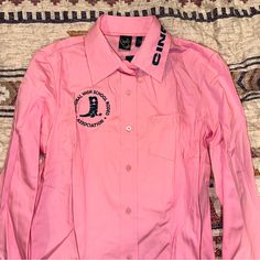 Nwt Xs Cruel Girl/ Cinch Pink Rodeo Western Shirt. Nhsra. Rodeo Shirts Button Up, Cruel Girl, Rodeo Shirts, Western Shirt, Western Shirts, Girl Top, Button Up Shirt, Shirt Color, Pink Girl