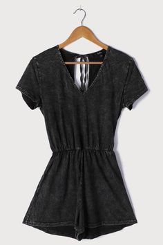 Lulus Exclusive! The Lulus Casual Cutie Washed Black Short Sleeve Romper is the easiest way to look cute this season! Garment-washed cotton stretch knit shapes this romper that has a V-neckline, short sleeves, and a blousy bodice with a back keyhole and tying closure at the neck. An elasticized waist tops flowy shorts to complete the look. Fit: This garment fits true to size. Length: Above mid-thigh. Size small measures 30.5" from shoulder to hem. Bust: Great for any cup size. Waist: Fitted - el Lulu Pants, Rompers Dressy, Short Sleeve Jumpsuits, Flowy Shorts, Short Sleeve Romper, Cute Rompers, Sleeved Romper, Fit N Flare Dress, Black Shorts