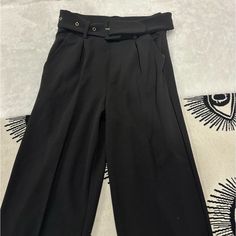 Brand New! Black Wide-leg Pants For Date Night, Black Wide Leg Pants For Date Night, Casual Black Wide Leg Pants For Going Out, Black Wide Leg Pants With Belt Loops For Spring, Black High-waisted Wide Leg Pants For Night Out, Trendy Fitted Black Wide Leg Pants, Black High-waisted Wide Leg Pants For Date Night, Casual Black Wide Leg Pants For Date Night, Black Wide-leg Pants For Going Out